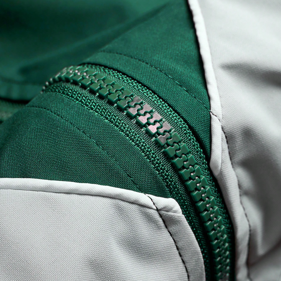 Ladies Back 9 Wind Breaker